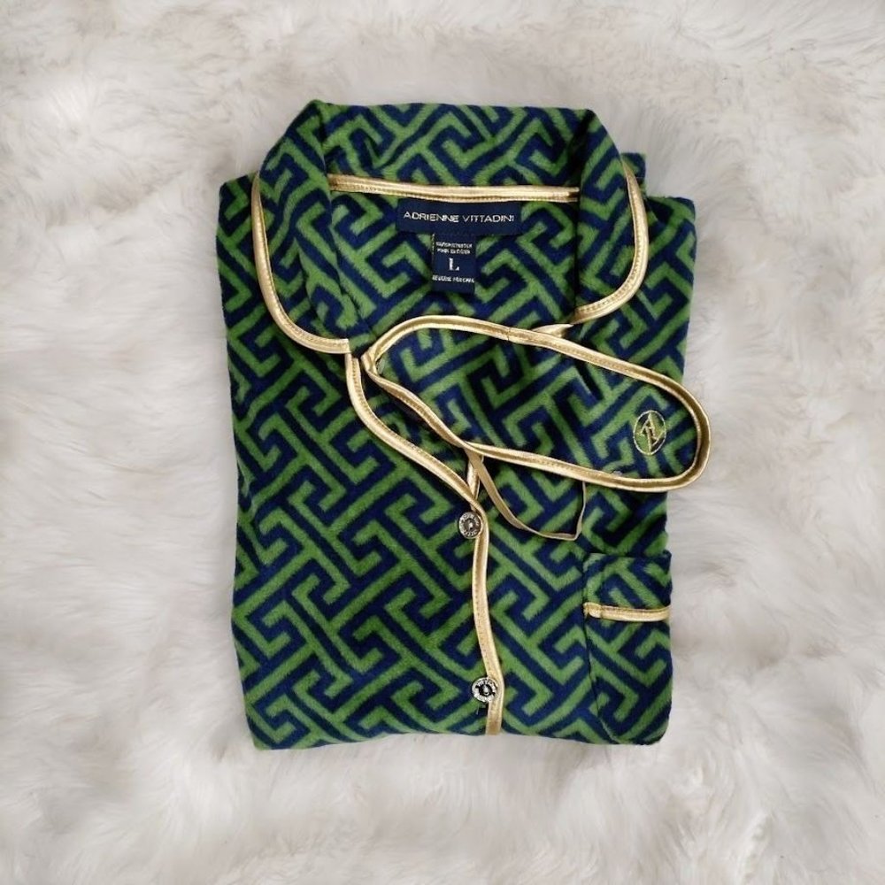NWOT Adrienne Vittadini Geometric Print Sleepwear Pajama Shirt Green Large